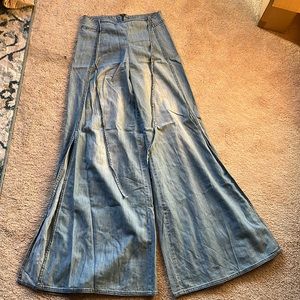 Free People wide leg split denim pants size 4, professionally altered to fit 0-2
